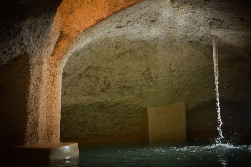 Hotel Zentik Project & Saline Cave