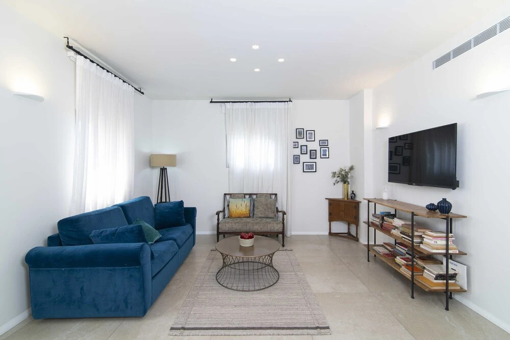 TLV Center by TLV2RENT
