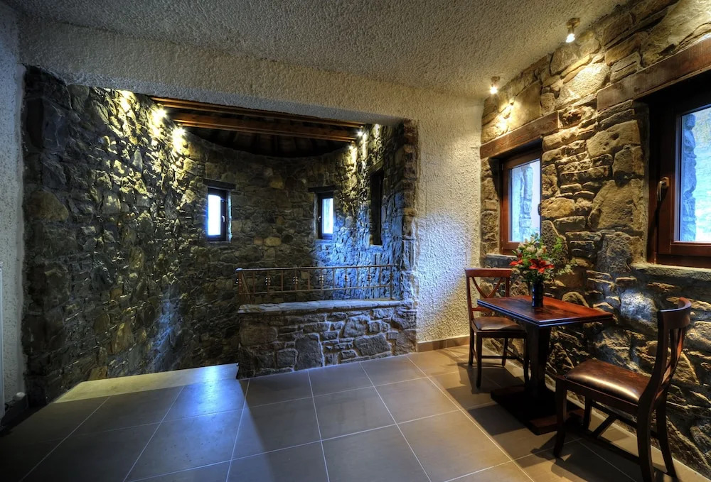 Hotel 1450