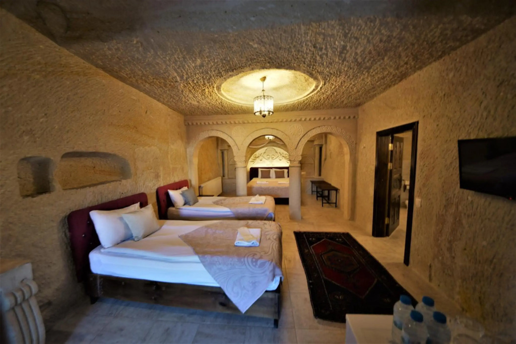 Dedeli Konak Cave Hotel