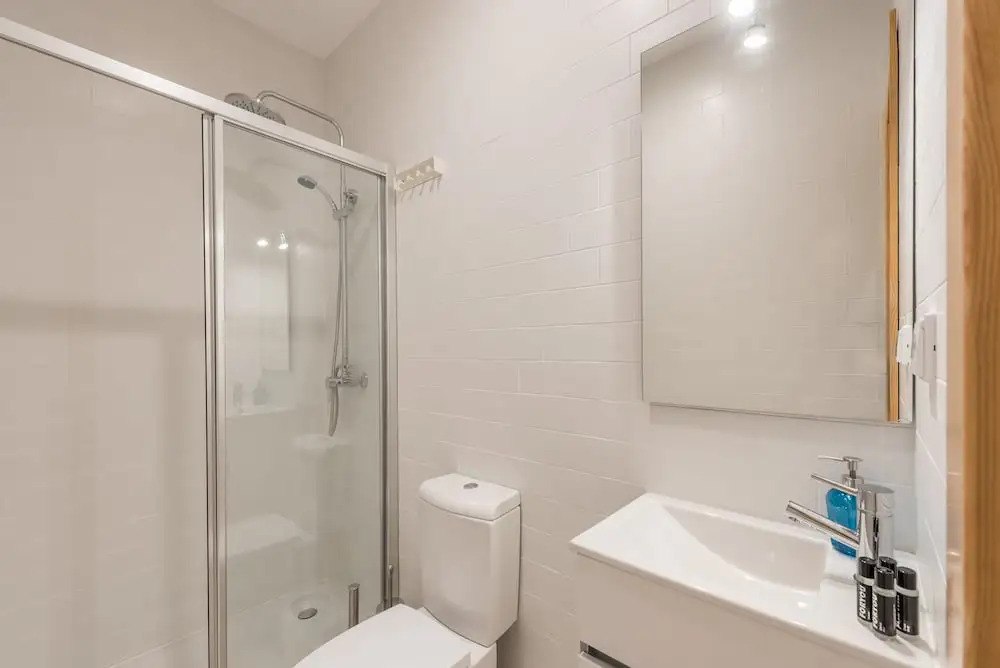 731 Costa Cabral Metro Residence