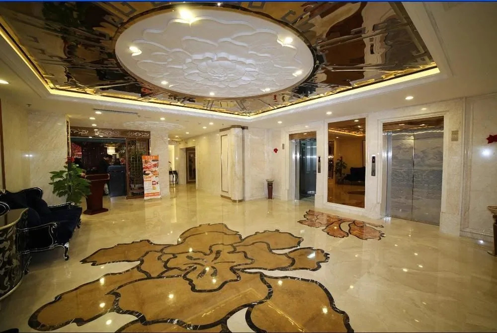 Run Zeng Hotel