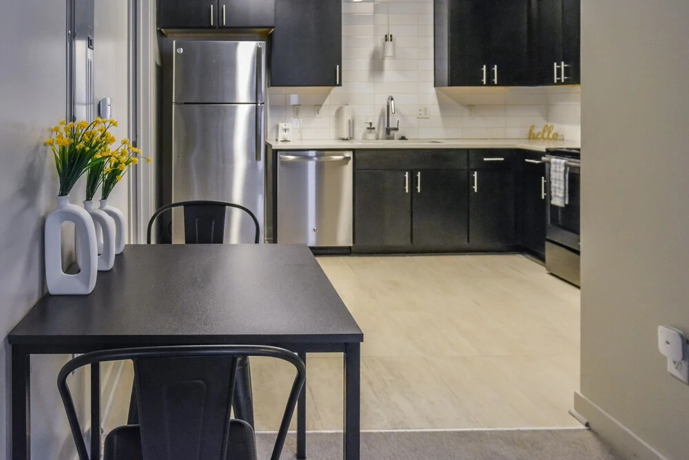 1 BR Apt in Garment Dist by Frontdesk