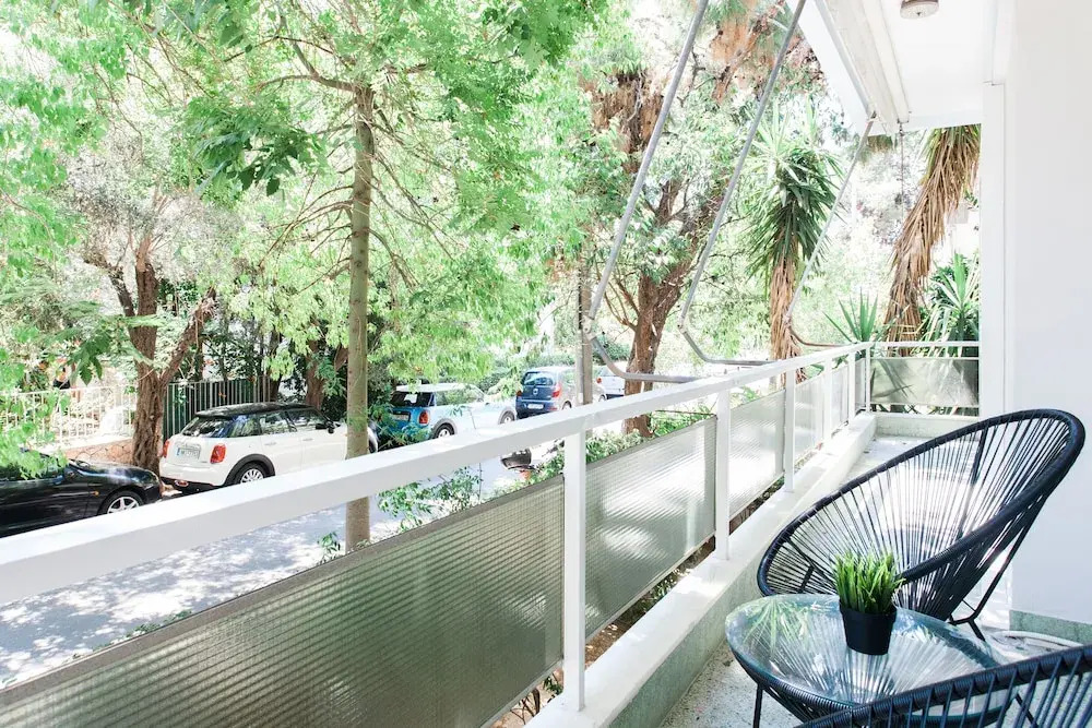 UPSTREET Bright 2BD Apt in Psychiko