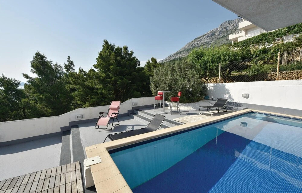 Amazing Home in Stanici With Wifi and 4 Bedrooms