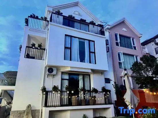 Shufei Homestay (Kunming Dianchi Lake Viewing Pier Yinghai Road Subway Station)