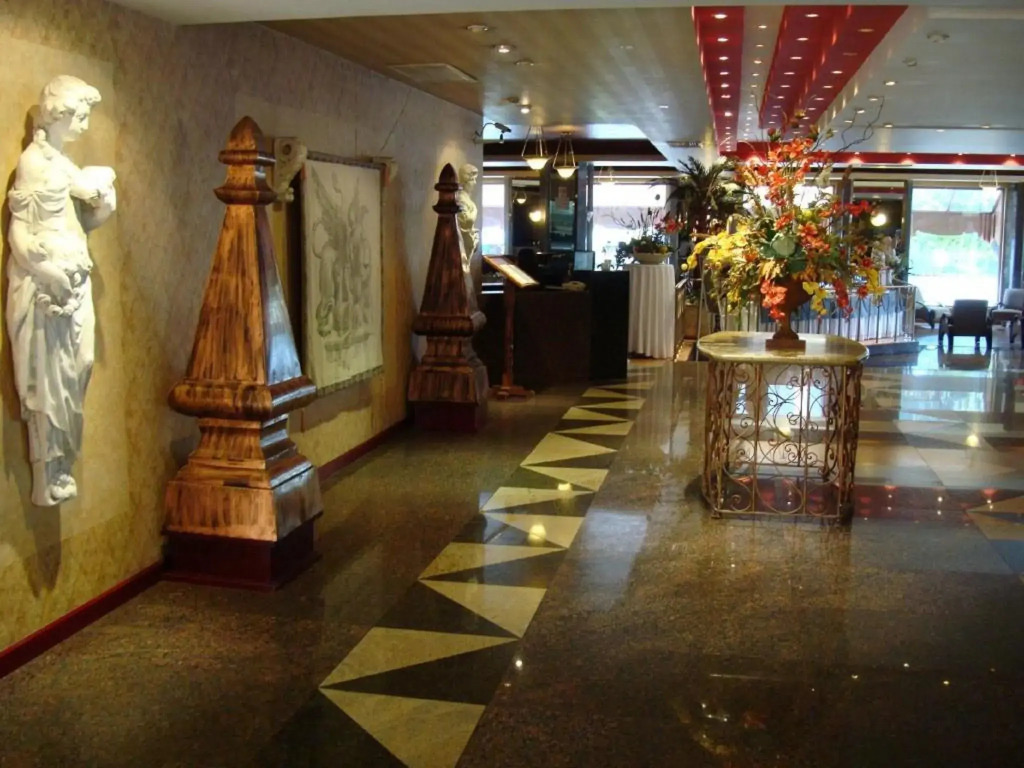 Hotel Cervantes