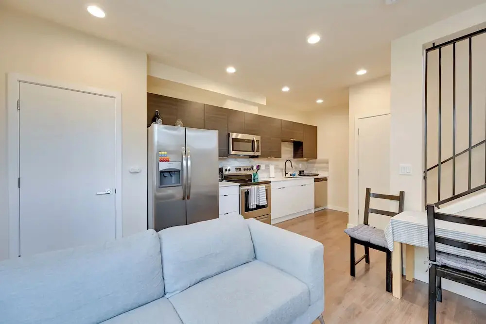 Seattle Townhome: Rooftop Deck < 7 Mi to Dtwn