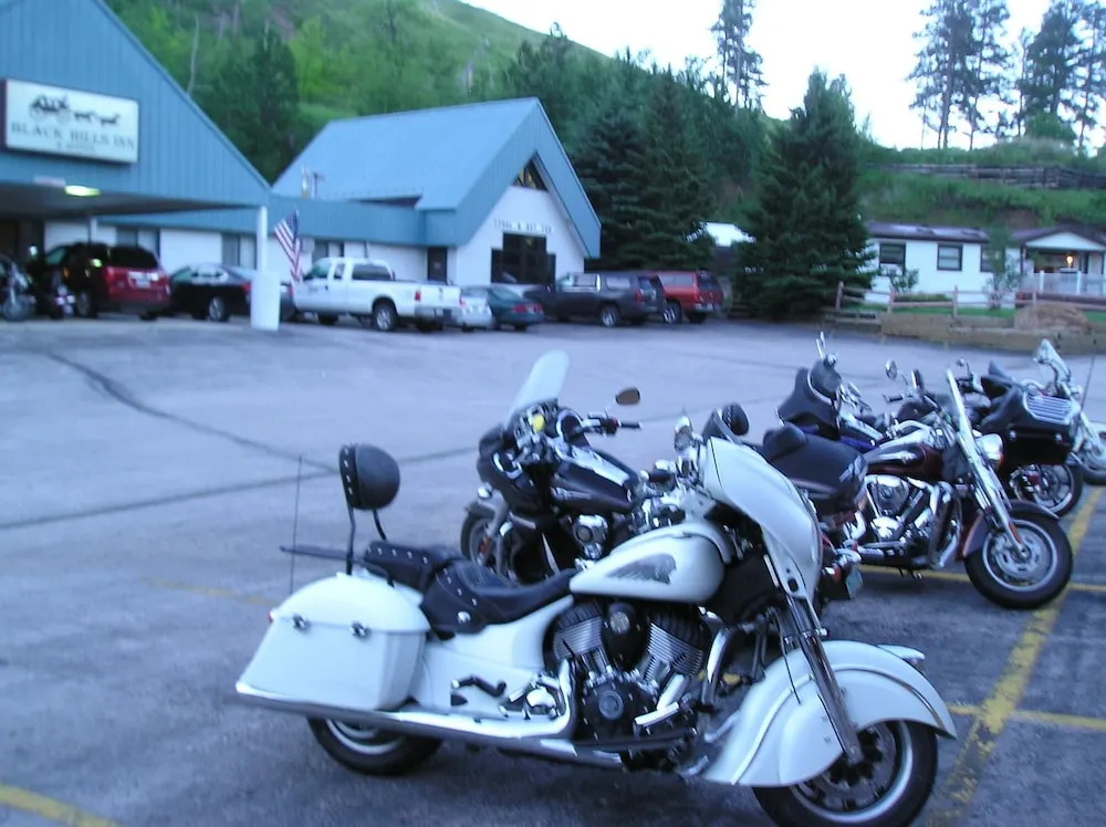 Black Hills Inn & Suites