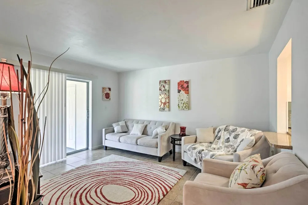 Gorgeous Cape Coral Duplex Home w/ Modern Interior