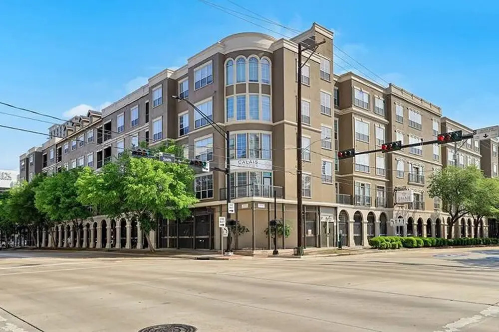 FRONTDESK Calais Midtown Apts Houston