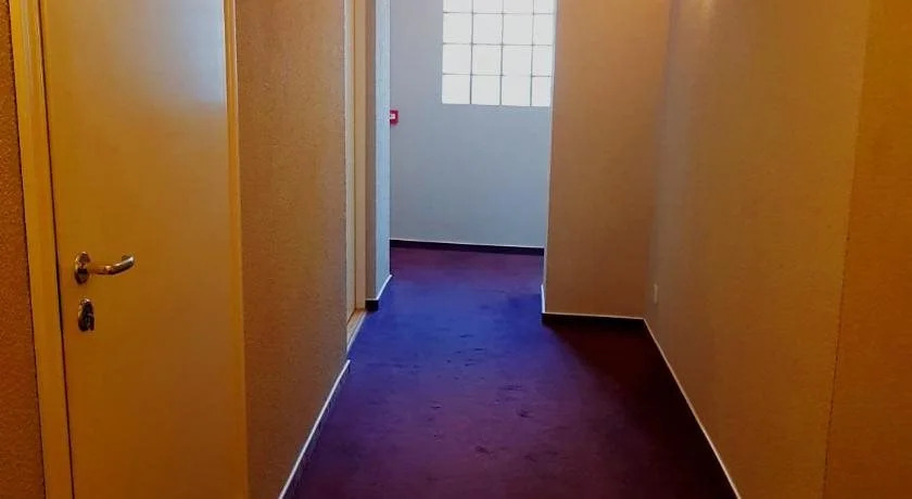 Irin Hotel