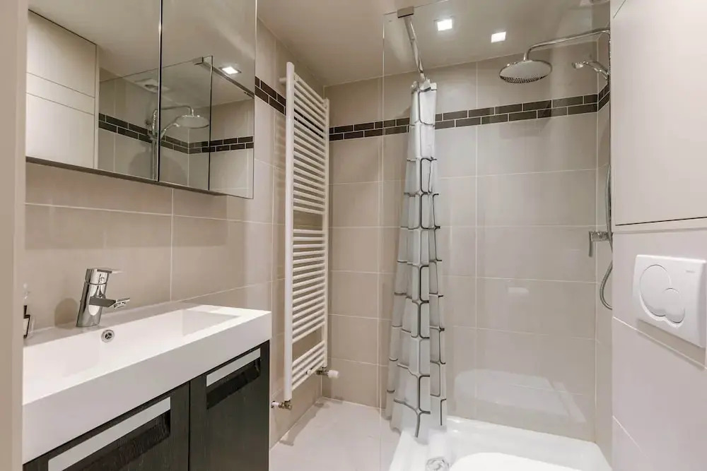 Huswell - Bright Stylish Apartment Near Beach wi