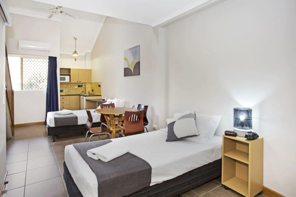 City Palms Motel