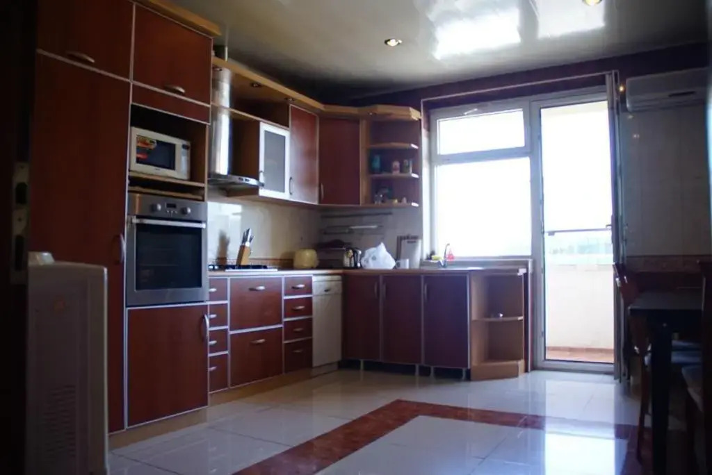 Neftçilər prospekti . Bedrooms 2.