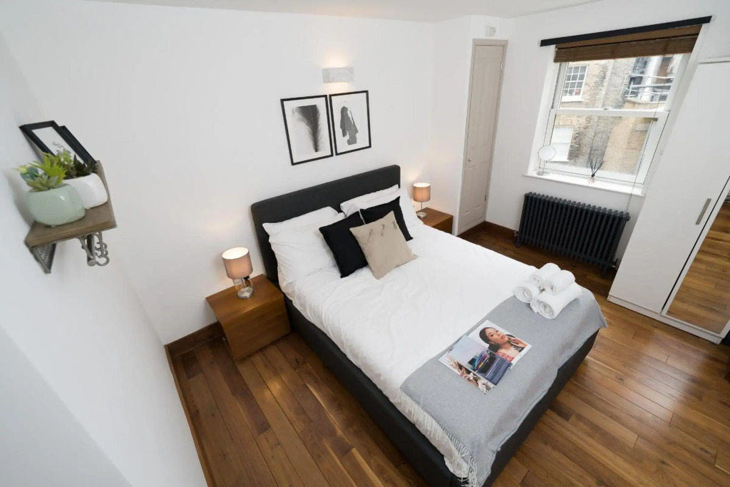 New! Big 2 Bedr/3 Beds Best Covent Garden!