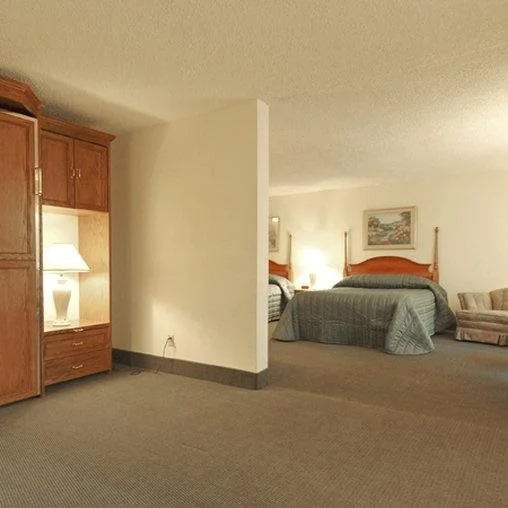 River Terrace Inn