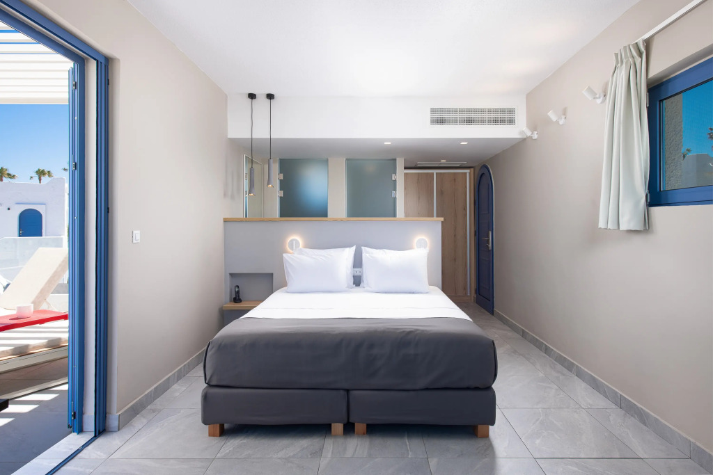 The Aeolos Beach Hotel