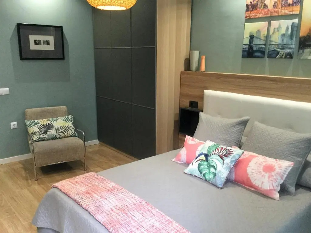 Flatguest Naval * Cosy * 1bdr. * Fast Wifi