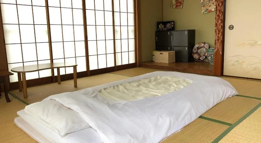 HISAYOS INN