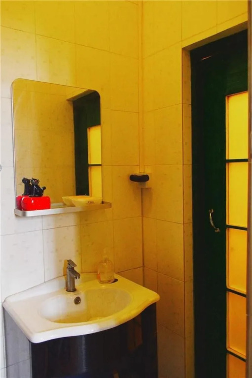 Xiaozhou Jinshidi Inn