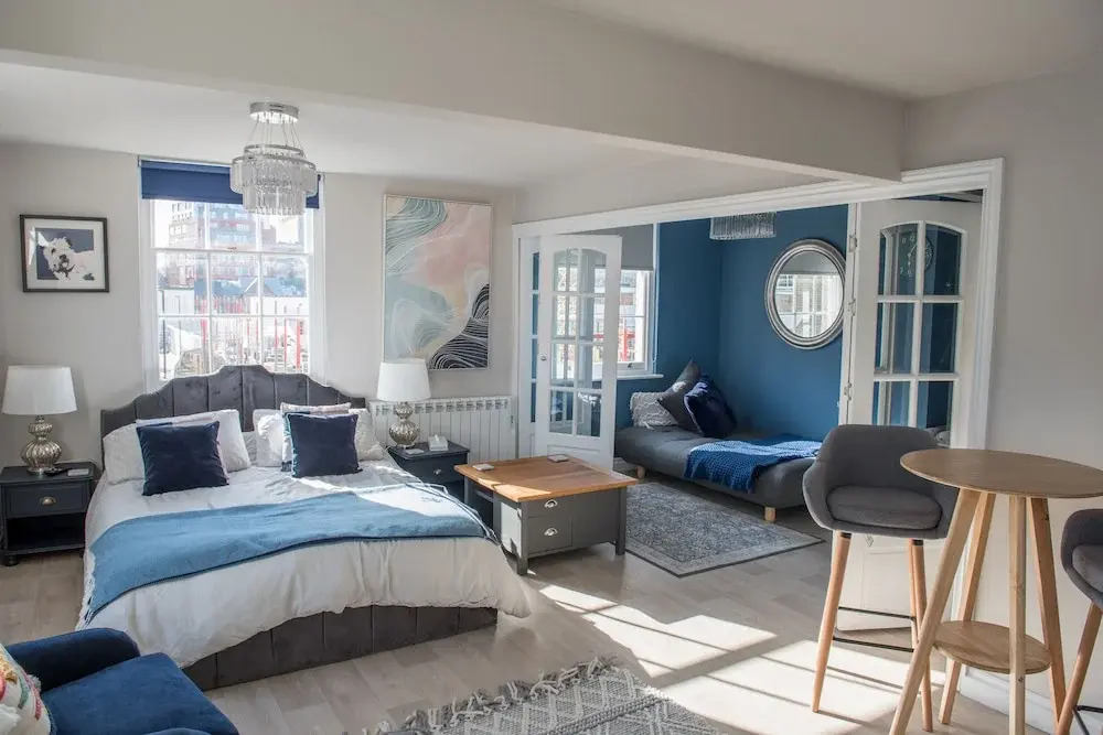 Toothbrush Apartments - 2 Bed House