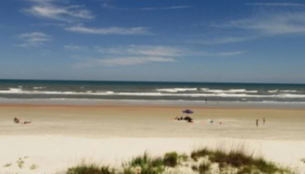 Traffic Free Beach  - 2BR 2 BA - 101 South Point
