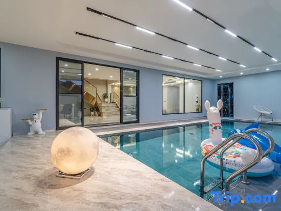 T M L-Jomtien Beach 5 Bedrooms - Independent Swimming Pool and Ktv