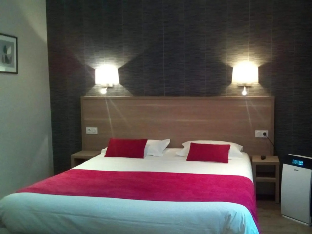Le Grand Hôtel de Mayenne - Logis hôtels restaurant