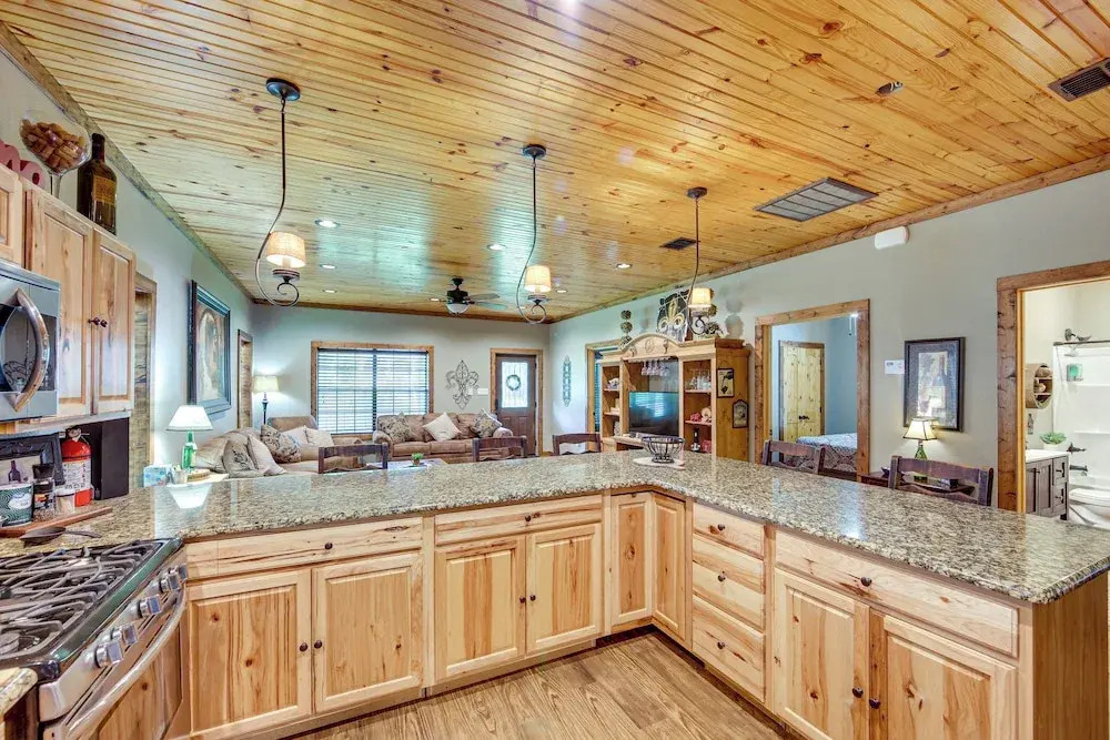 Jefferson Vacation Rental With Golf Cart!