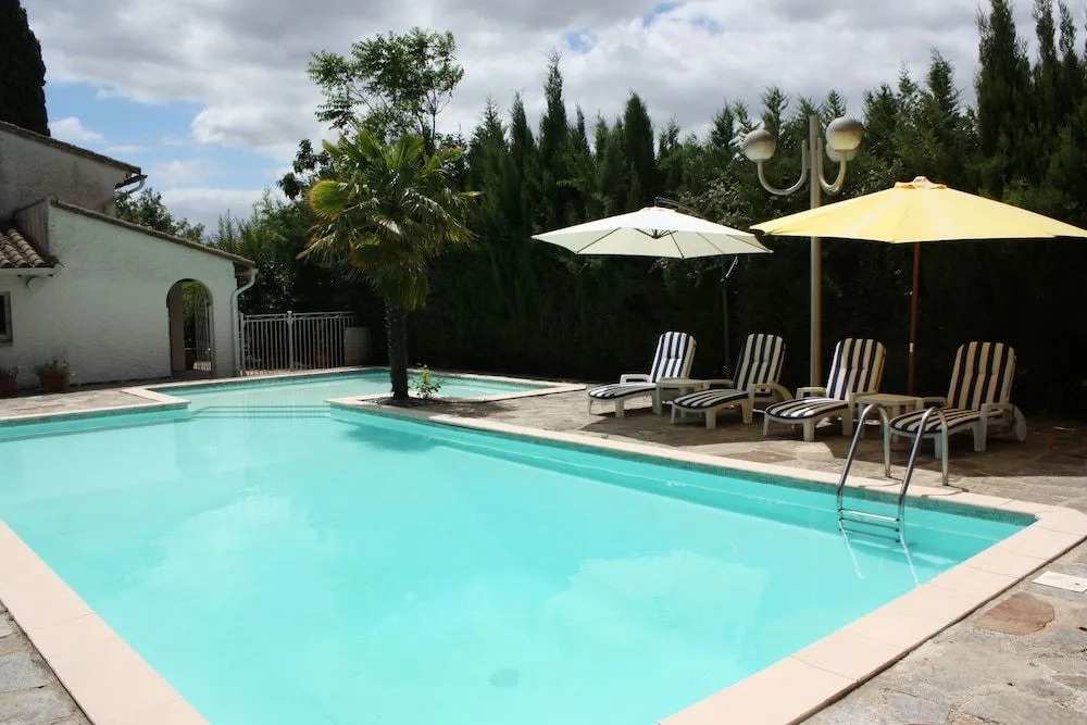 La Villa Blanc