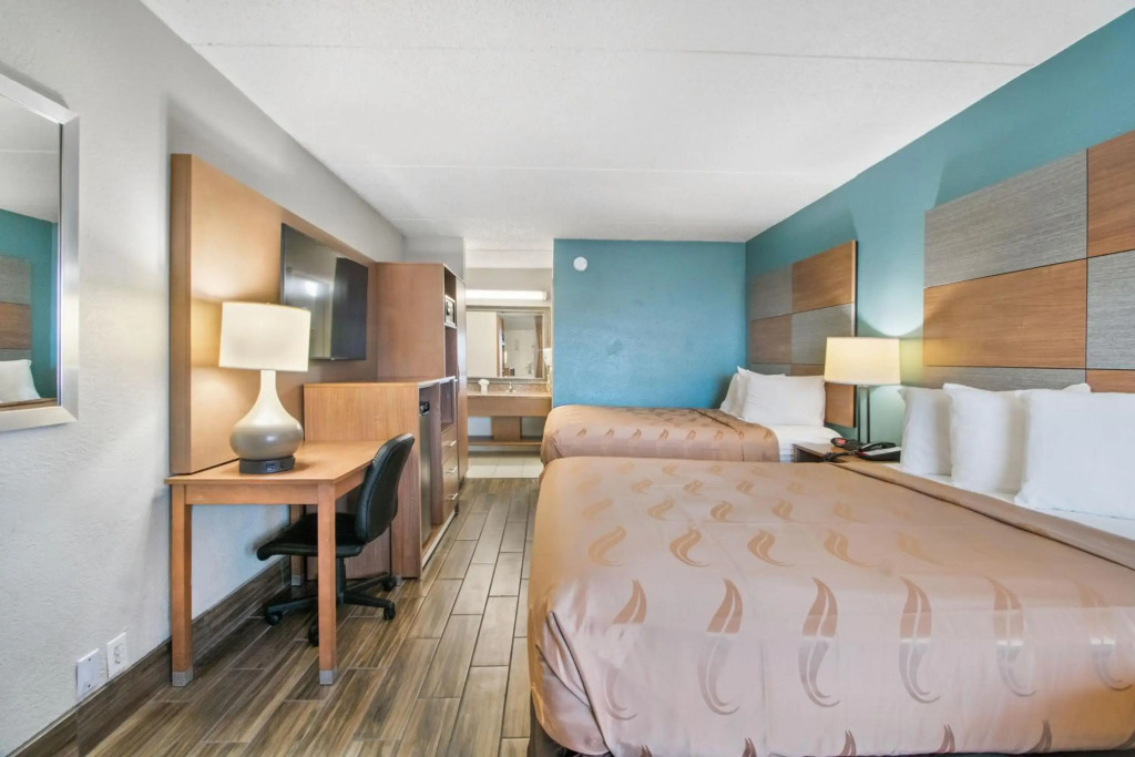 Beachfront Palms Resort Galveston, an Ascend Collection Hotel