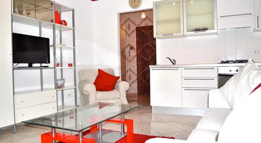 Roman Countryside Apartment Genzano