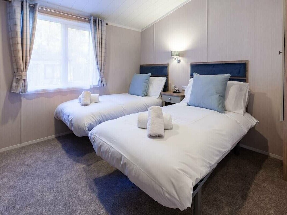 Azenor Lodge - Kelling Heath Holiday Park - 16221