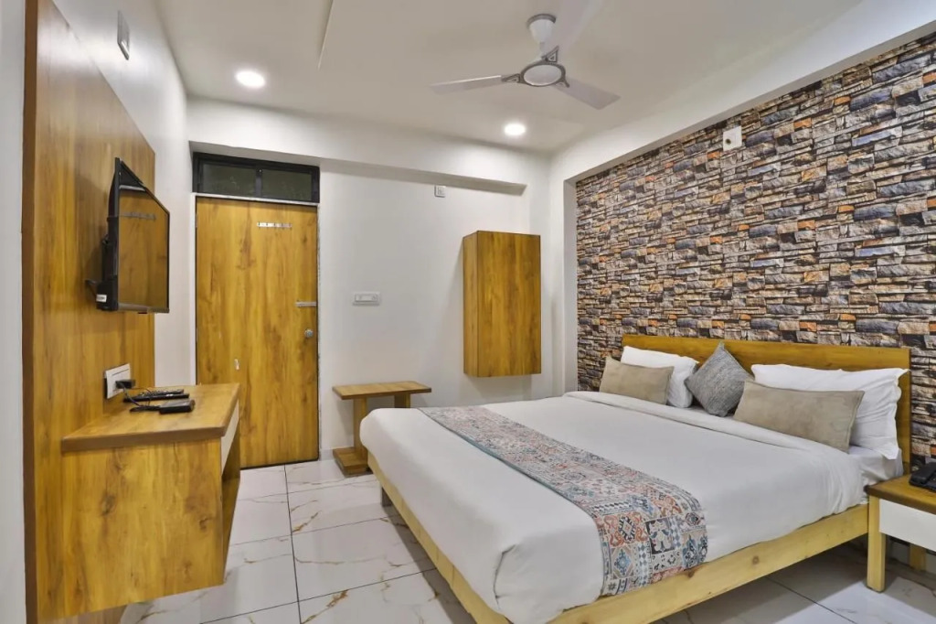 Hotel SR Rooms