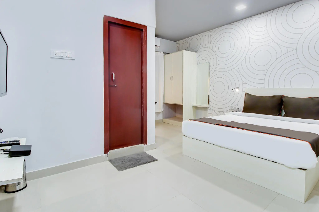 Collection O 42721 Airport View Guest House Airport Road