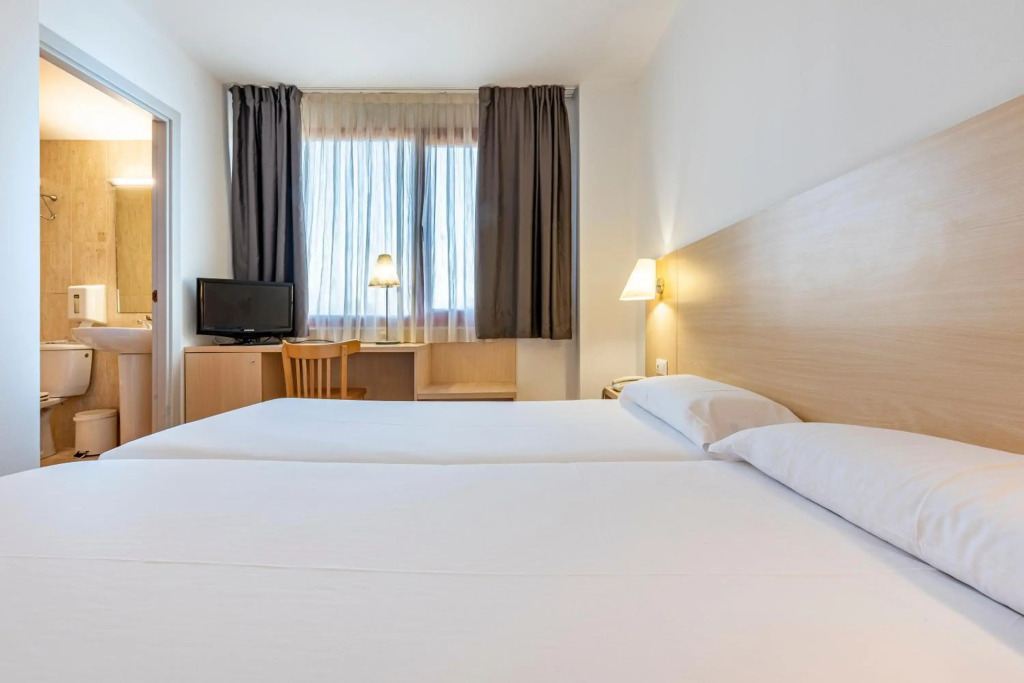 Hotel Basic