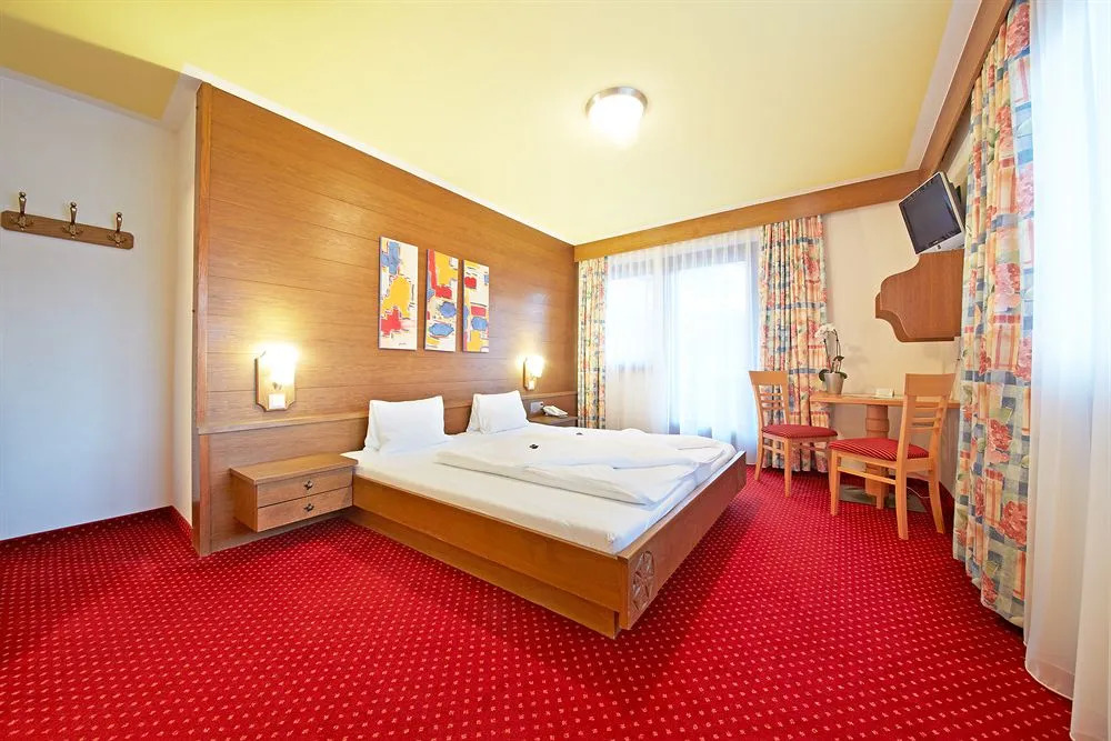 Hotel HELIS - Joker Card included in Summer