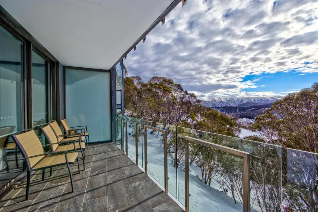 Snow Ski Apartments 20