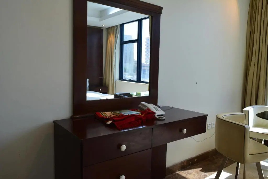 Nomas Aparthotel