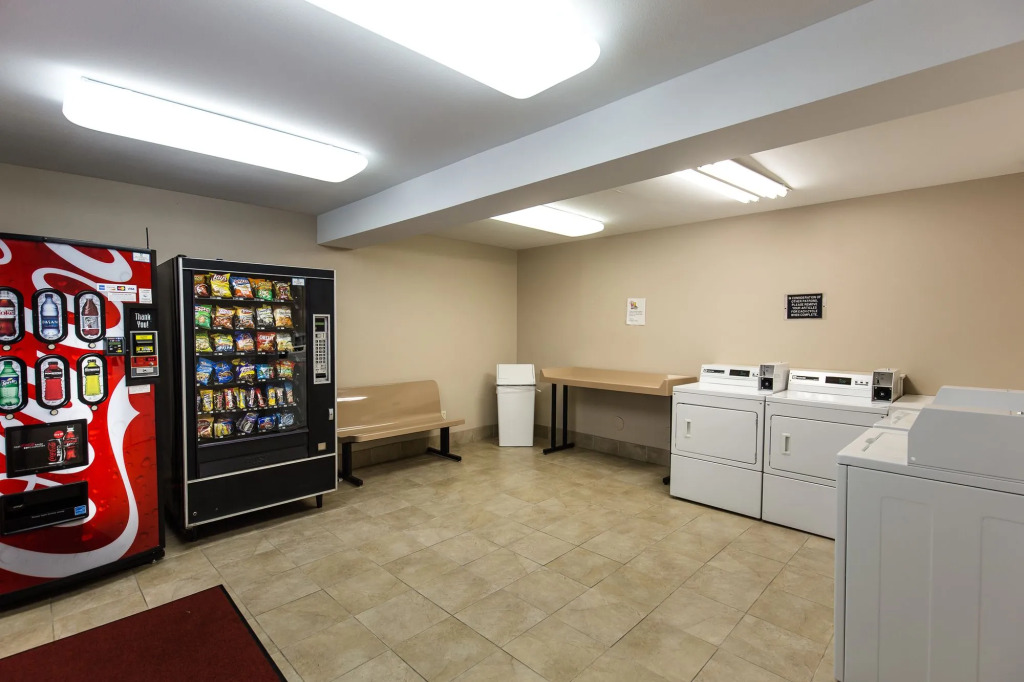 Country Inn & Suites by Radisson, Metairie New Orleans , LA