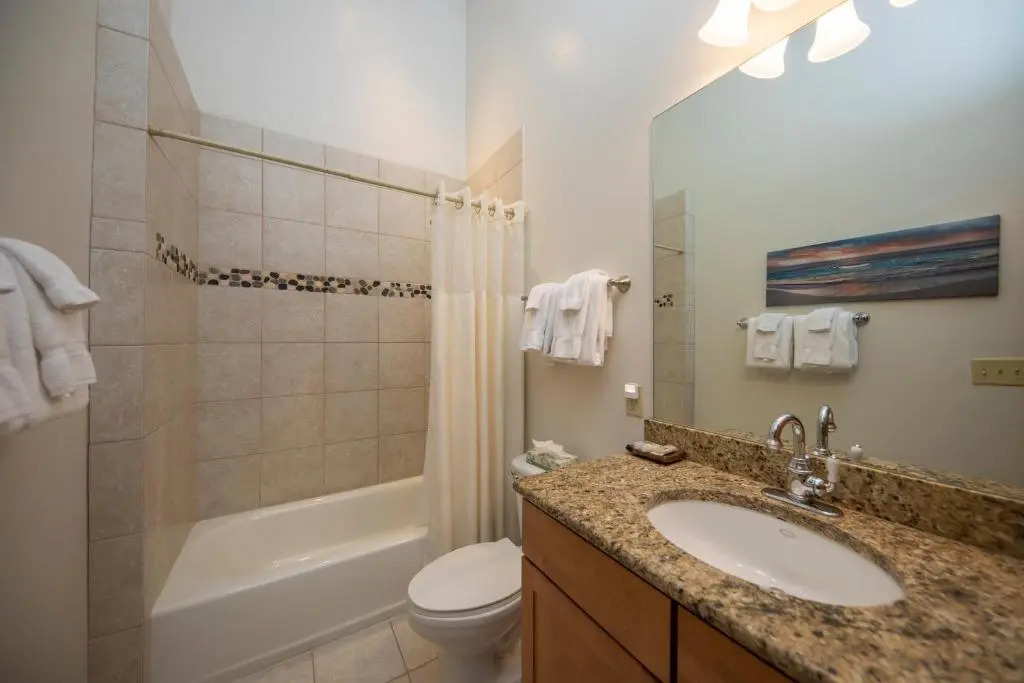 Streamside 304 - 1 BR