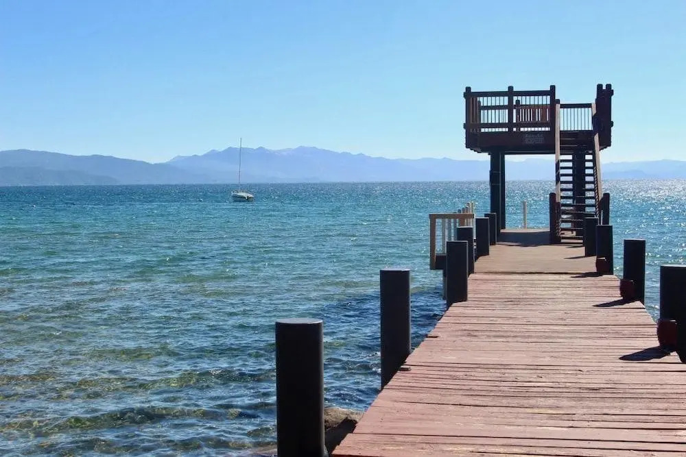 Tahoe Edgelake Beach Club by Coolvacay