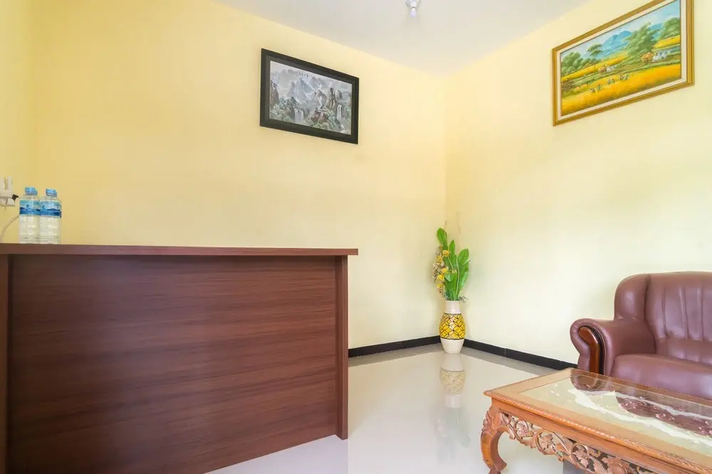 RedDoorz Plus at Sempurna Inn Medan