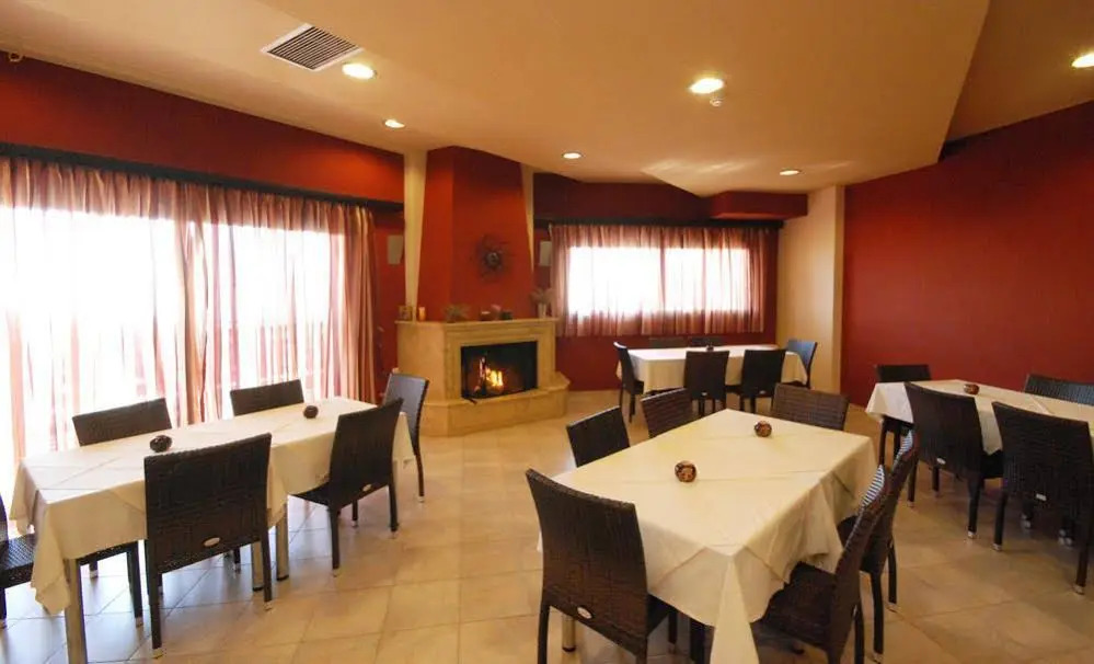 Hotel Drymonas