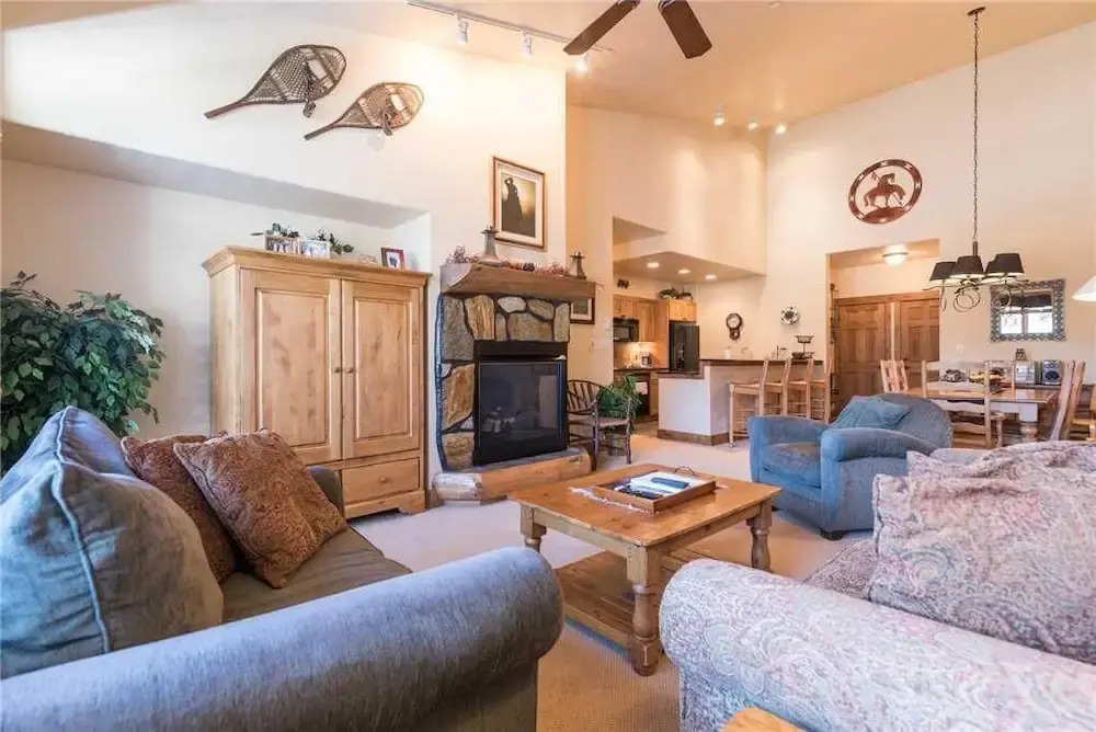 3304 Champagne Lodge, Trappeur's Crossing Apartment 2
