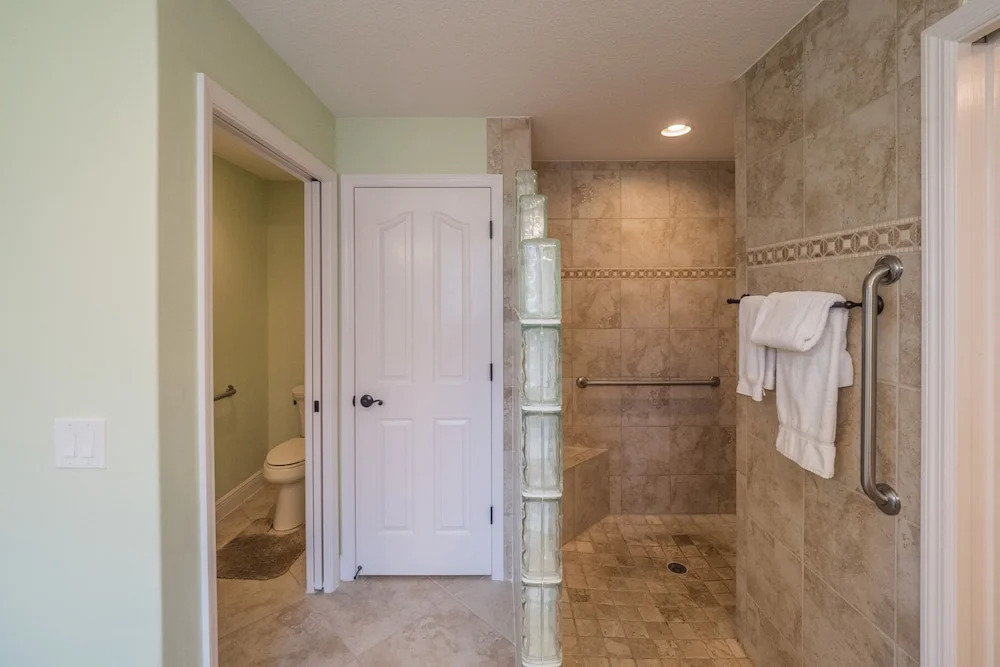 Gullberry Place 1626 by White Pelican VR