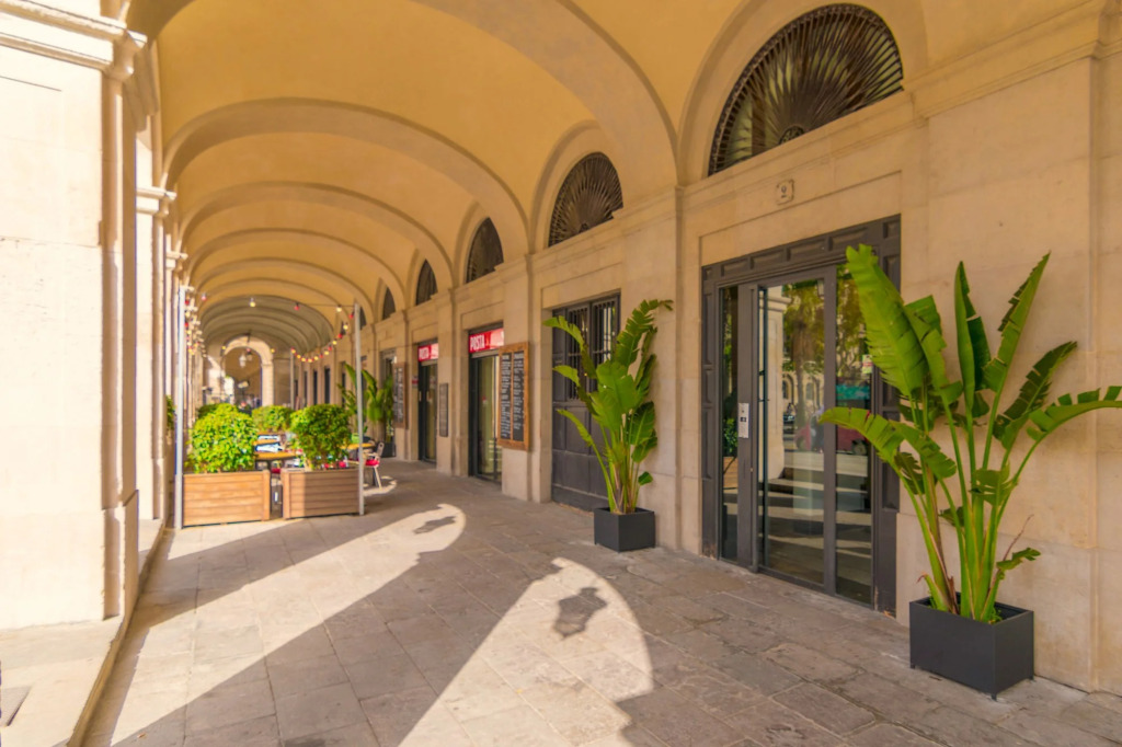 Port in Barcelona with 1 bedrooms and 1 bathrooms