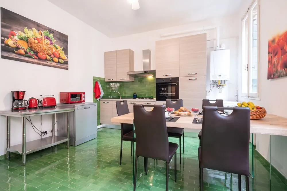 Ve.NI.Ce Cera Casa Dolce Vita