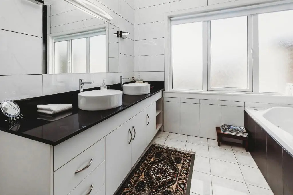Timata Ora - 7BR family home in prime location